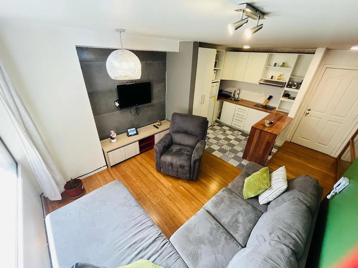 Suite On Av Republica Del Salvador Quito
