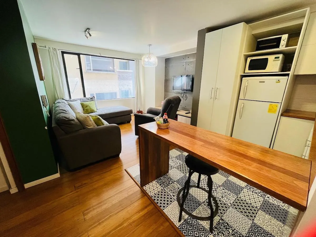 Suite On Av Republica Del Salvador Quito Apartment
