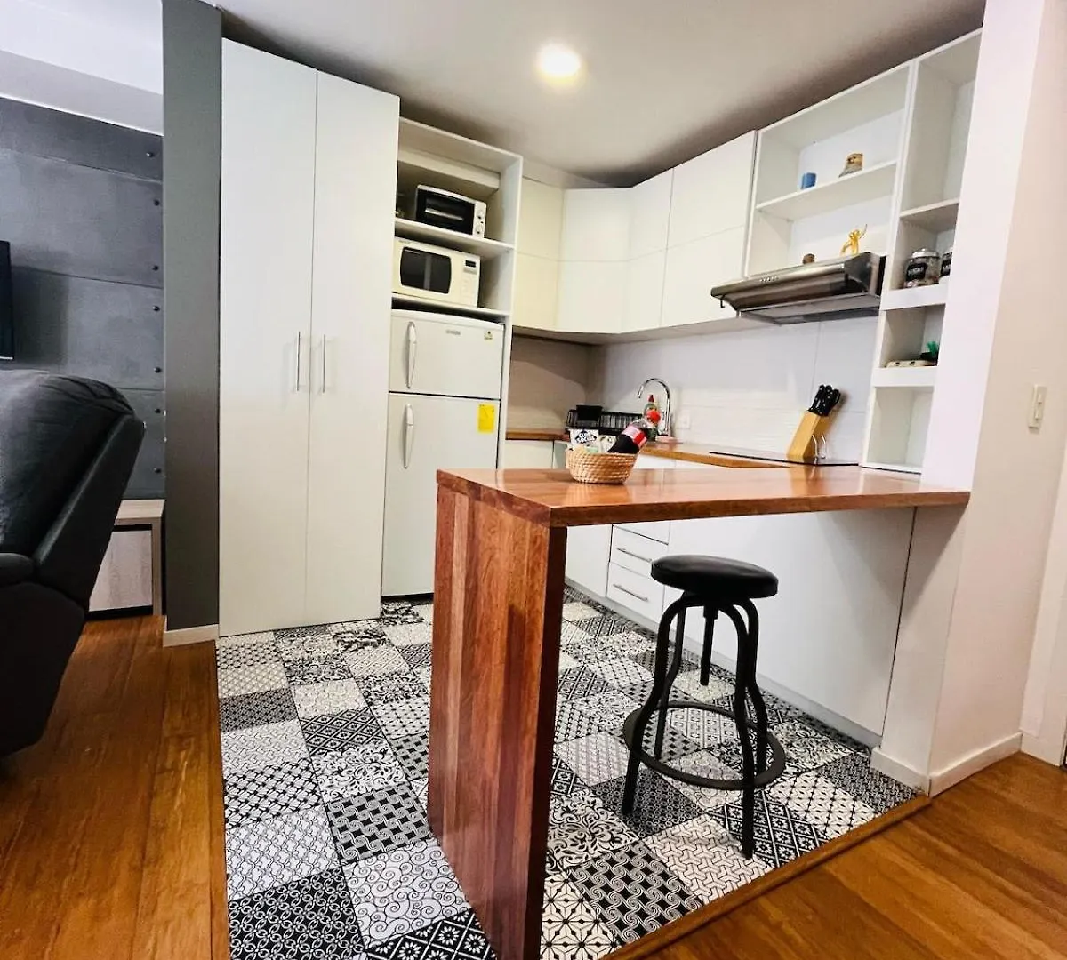 Apartment Suite On Av Republica Del Salvador Quito Ecuador